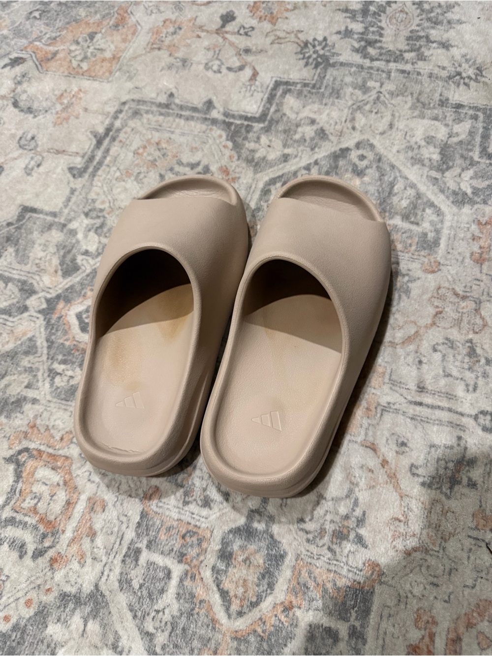 Minimal Slide Sandals in Tan